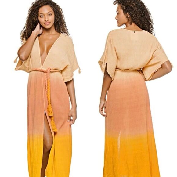 Z & L Europe Dresses & Skirts - Z & L Europe Ombré Deep V Maxi Dress – Size Large
